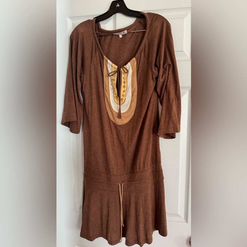 LaRok Brown Tunic with Cream Accents size L